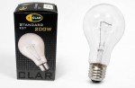 Bombilla-en-cja-clar-70027-incandescente-200w-e27